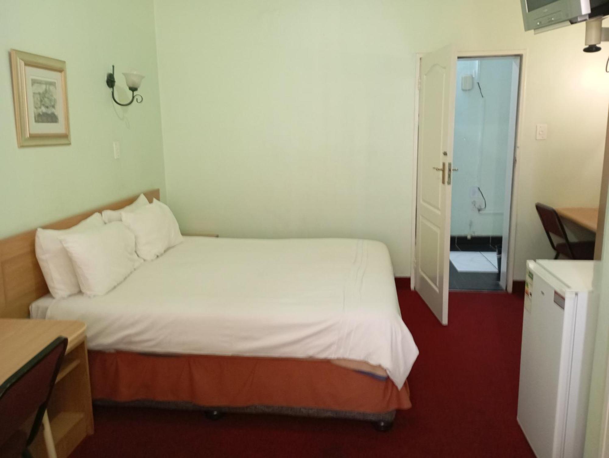 Brackendene Lodge 哈博罗内 外观 照片