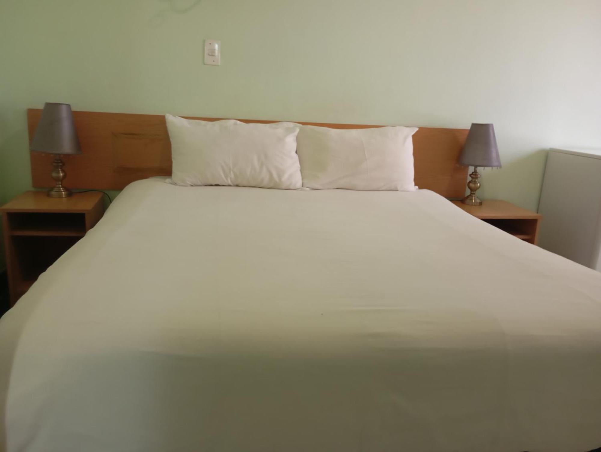 Brackendene Lodge 哈博罗内 外观 照片